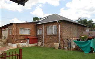3 Bedroom House in Kenilworth