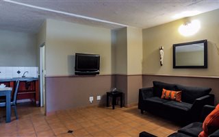 1 Bedroom Apartment in Johannesburg Central