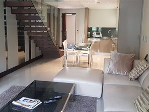 2 Bed Apartment in Melrose Arch