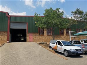 1033 m² Industrial space in Louwlardia