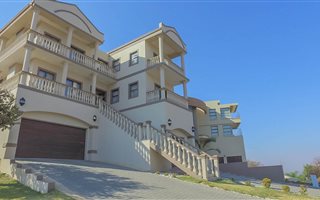 4 Bedroom House in Bassonia Estate