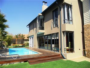 4 Bed House in Zwartkop Golf Estate