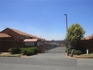 3 Bed House in Birch Acres