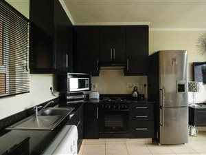 1 Bed Apartment in Manor Estates