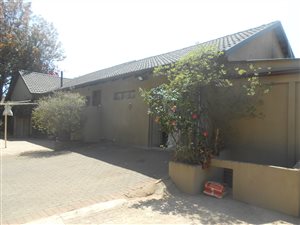 3 Bed House in Mayberry Park
