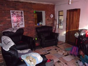 4 Bed House in Eldorado Park