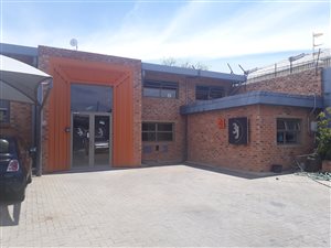 1223 m² Industrial space in Meadowbrook