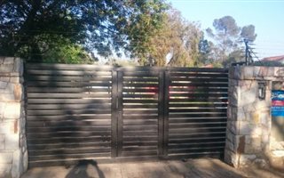 1 Bedroom House in Lombardy East
