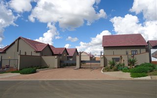 3 Bedroom Townhouse in Wild Olive Estate
