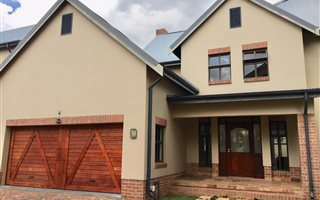 3 Bedroom Townhouse in Heritage Hill