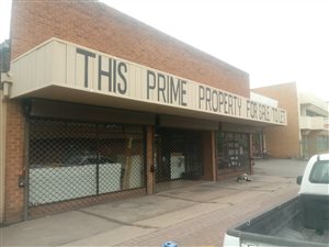 1250 m² Retail Space in Springs Central