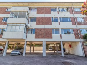 2 Bed Apartment in Pinetown Central