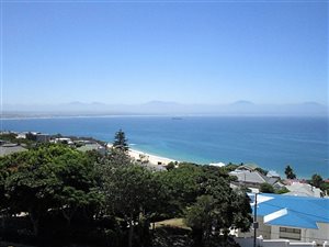 3 Bed Apartment in Mossel Bay Central