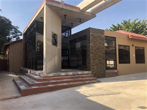 350 m² Commercial space in Nelspruit