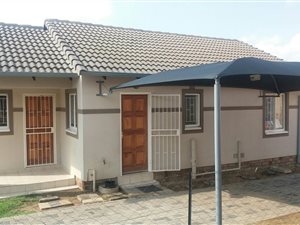 3 Bed House in Bloubosrand