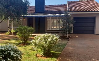 3 Bedroom House in Adamayview