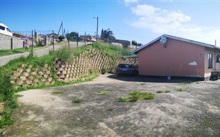 3 Bedroom House in Umlazi