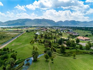 320 m² Land available in The Islands Estate