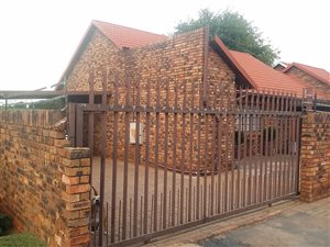 2 Bed Townhouse in Helikon Park