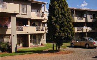 2 Bedroom Townhouse in Florida Lake