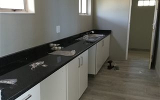 3 Bedroom House in Athlone Park