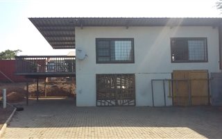 600 m² Commercial space in Mahogany Ridge