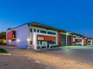 351 m² Industrial space in Brentwood Park