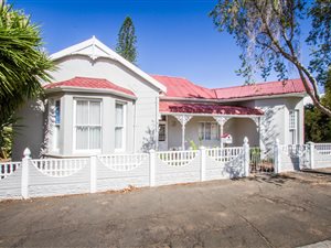 3 Bed House in Oudtshoorn