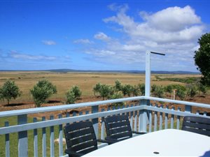 9.2 ha Smallholding in Vlees Bay