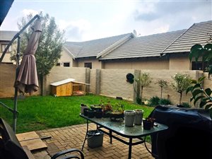 2 Bed Townhouse in Country View Estate