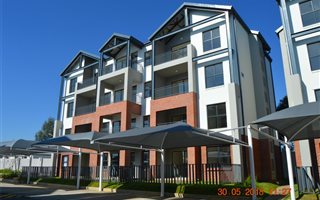 2 Bedroom Apartment in Carlswald Estate