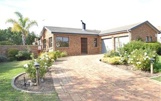 3 Bedroom House in Durbanville Central