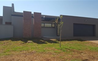 3 Bedroom House in Midstream Meadows