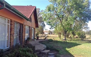 4.3 ha Farm in Bloemfontein Farms