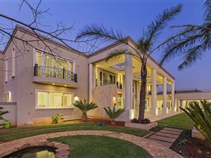 4 Bed House in Eagle Canyon Golf Estate