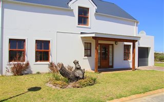 3 Bedroom House in Mariners Village