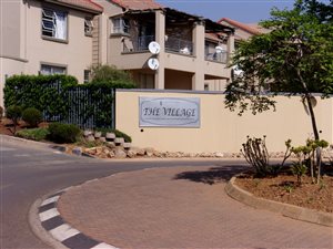 2 Bed Apartment in Leeuwenhof Estate