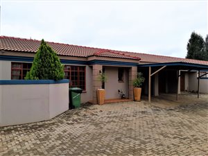 3 Bed Apartment in Baillie Park