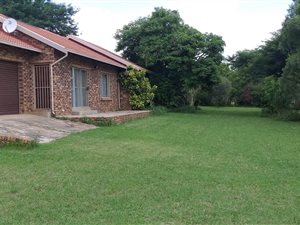 1.1 ha Farm in Derdepoort