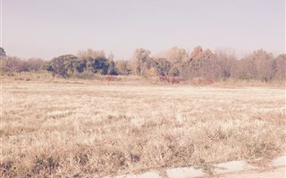682 m² Land available in Mooivallei Park