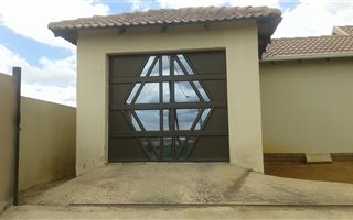 3 Bedroom House in Klarinet