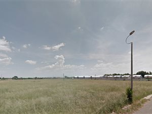 1860 m² Land available in La Hoff