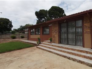 3 Bed House in Tedstoneville