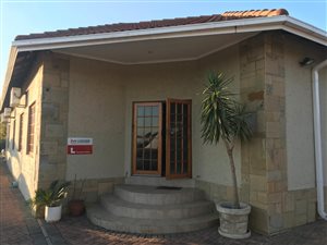 306 m² Office Space in Halfway Gardens