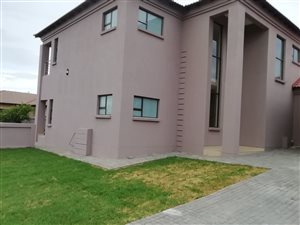 5 Bed House in Sable Hills Waterfront Estate