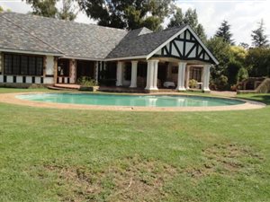 22255 ha Smallholding in Ravenswood