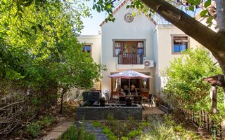 3 Bedroom House in Boschenmeer Golf Estate