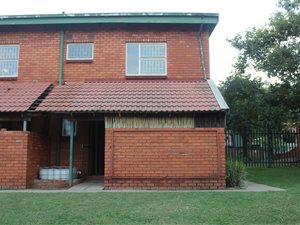 3 Bed Duplex in Elandsrand