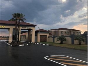 1849 m² Land available in Three Rivers East
