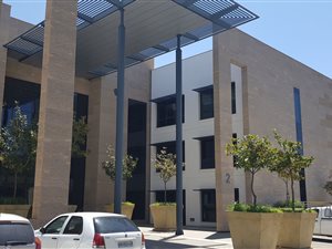 337 m² Office Space in New Muckleneuk